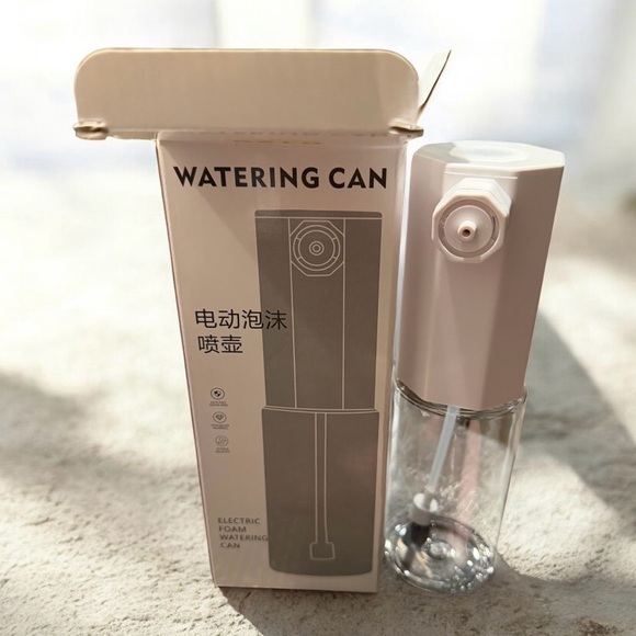 Other - Electric USB rechargeable Foam Watering Can